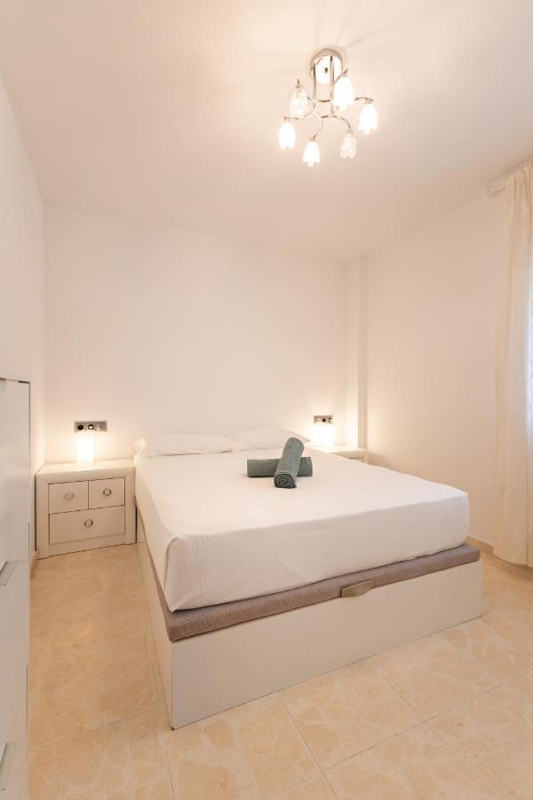 Charming 3 Bedroom Apartment At Triana Center By Oui Seville Ngoại thất bức ảnh