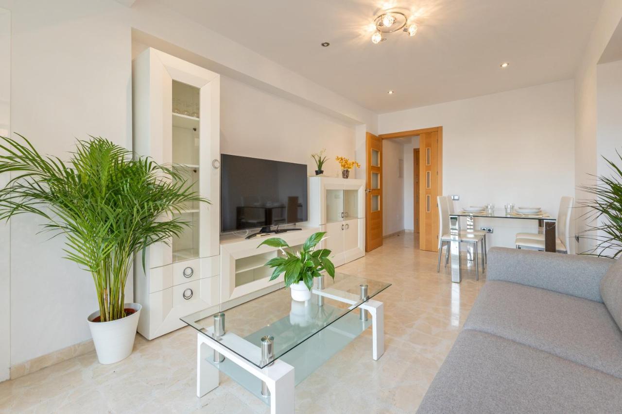 Charming 3 Bedroom Apartment At Triana Center By Oui Seville Ngoại thất bức ảnh