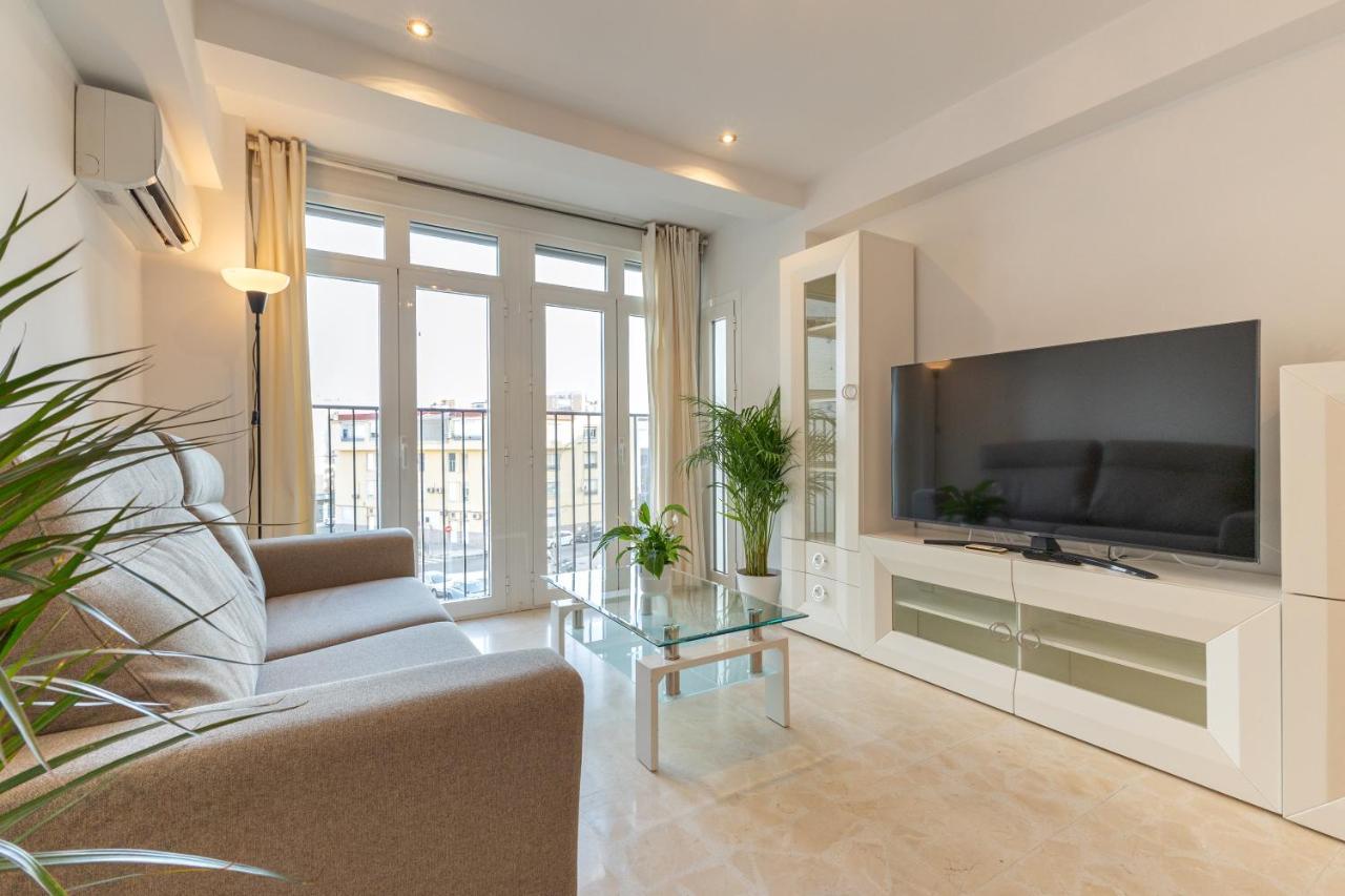 Charming 3 Bedroom Apartment At Triana Center By Oui Seville Ngoại thất bức ảnh