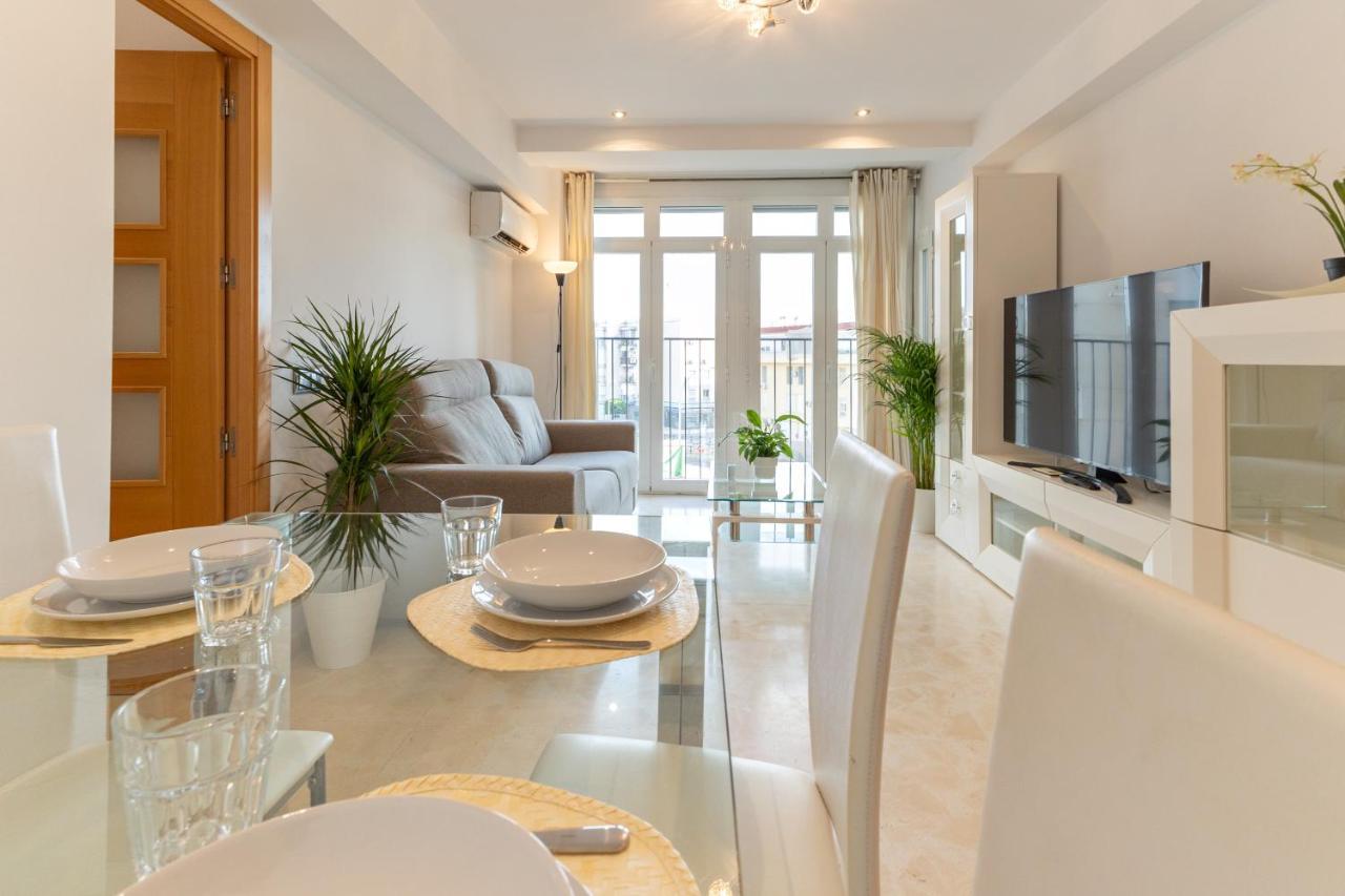 Charming 3 Bedroom Apartment At Triana Center By Oui Seville Ngoại thất bức ảnh