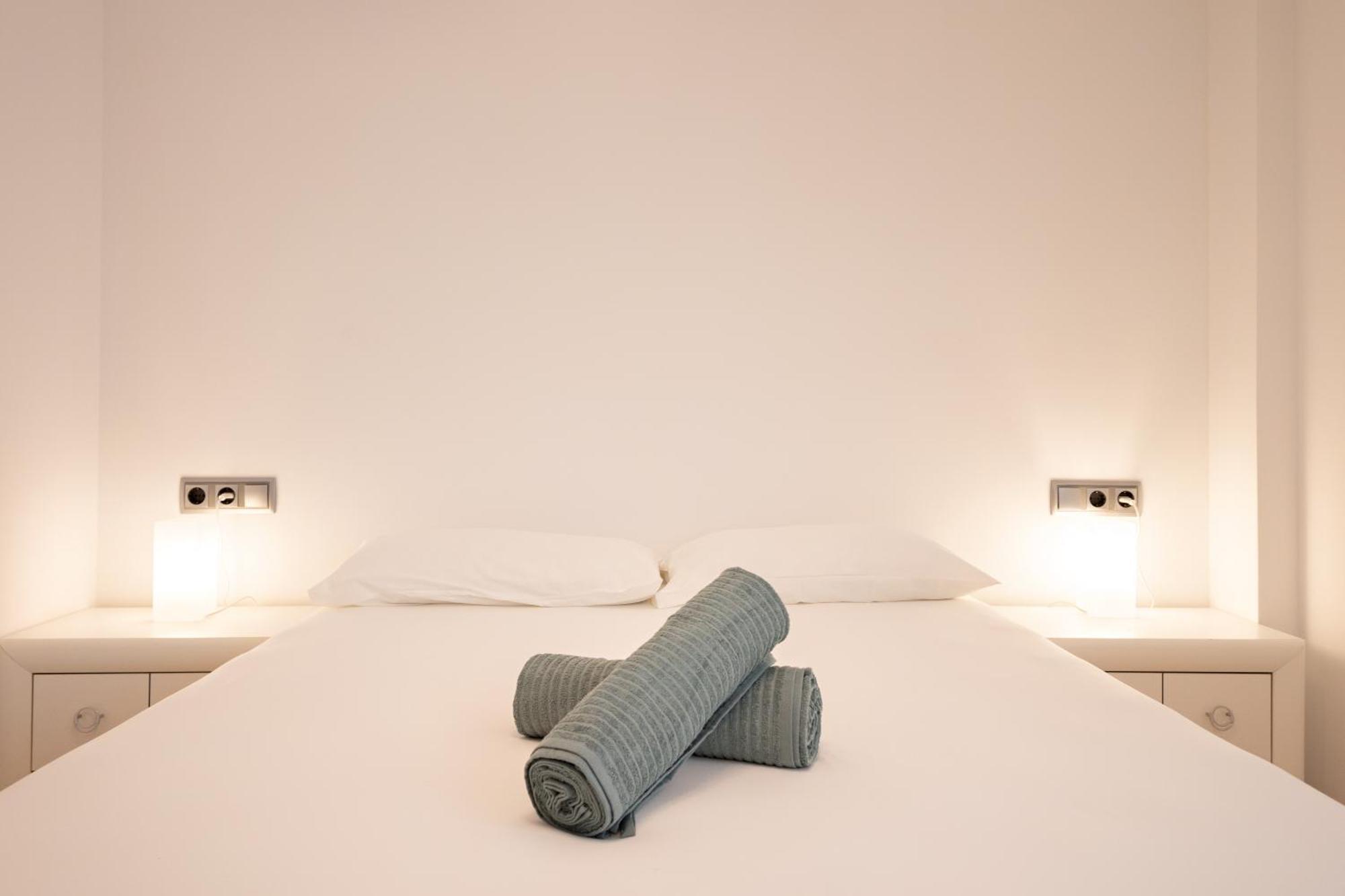 Charming 3 Bedroom Apartment At Triana Center By Oui Seville Ngoại thất bức ảnh